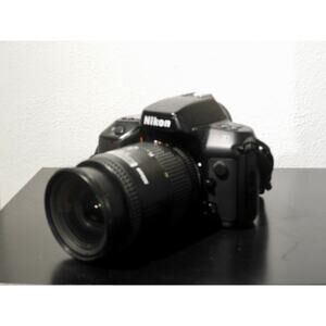 Nikon N70 35mm SLR Film Camera with AF Nikkor 28–80mm Lens Vintage Nikon Classic